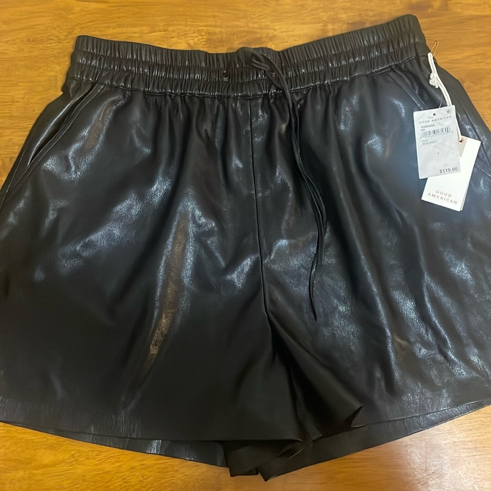 NWT Good American Size 4 Black Leather Shorts